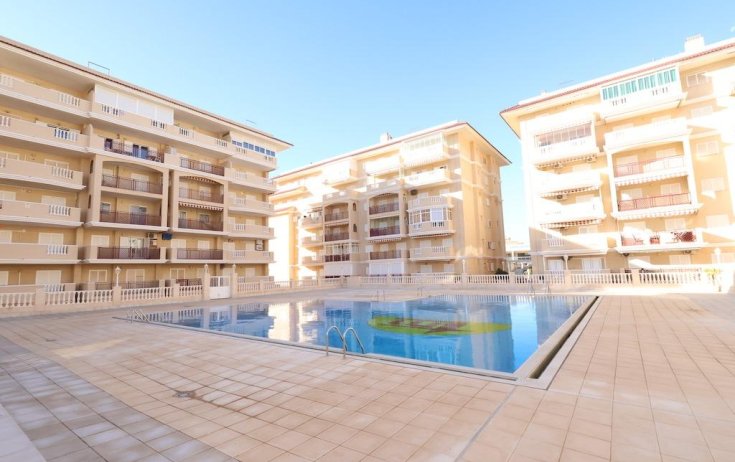 Apartament - Rynek wtórny - Torrevieja - La Mata