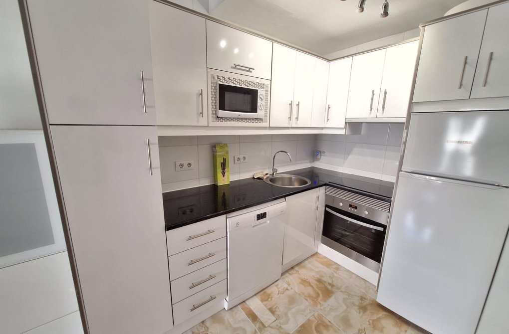  - Apartament - Torrevieja - Centro