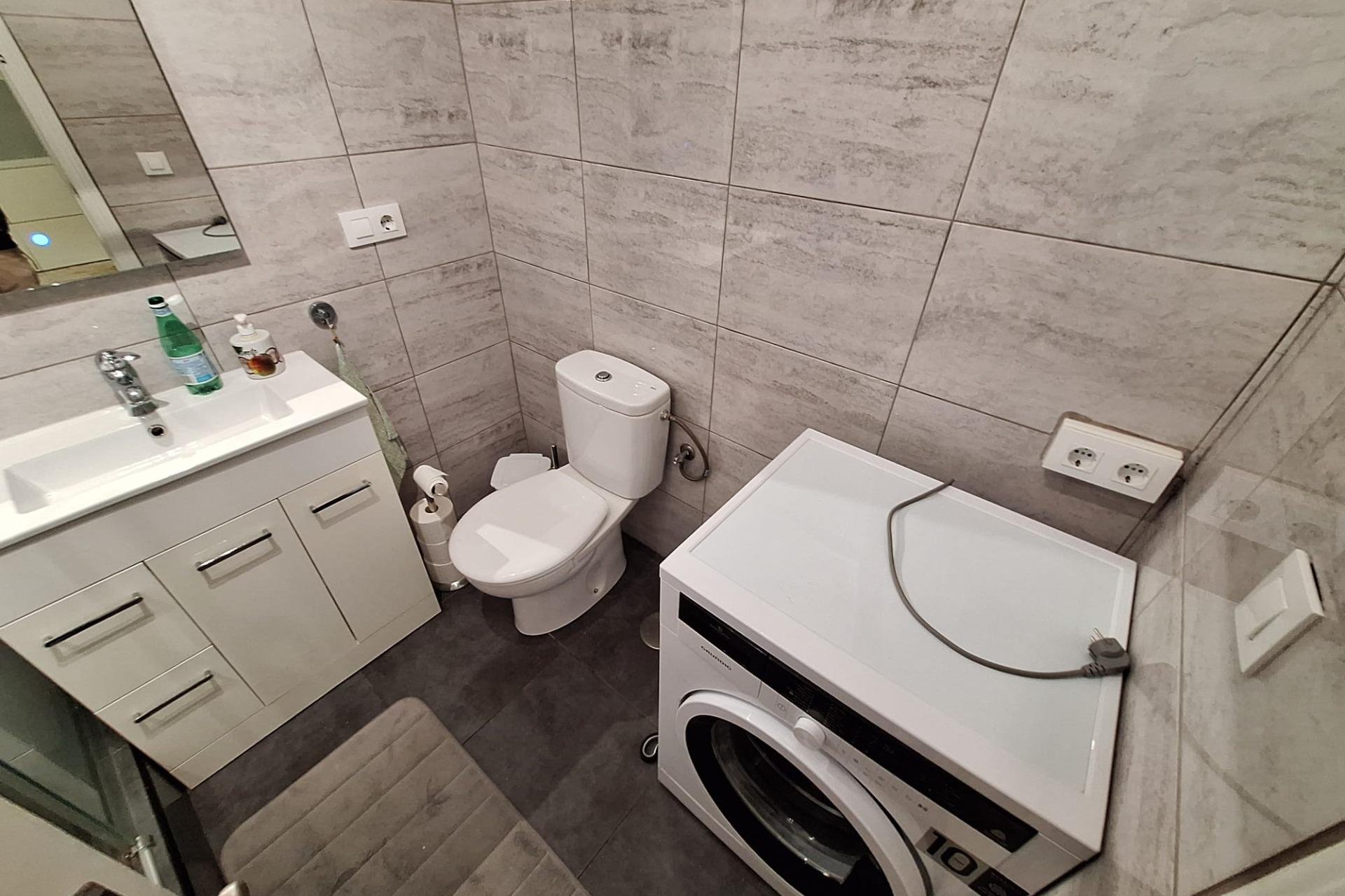  - Apartament - Torrevieja - Centro