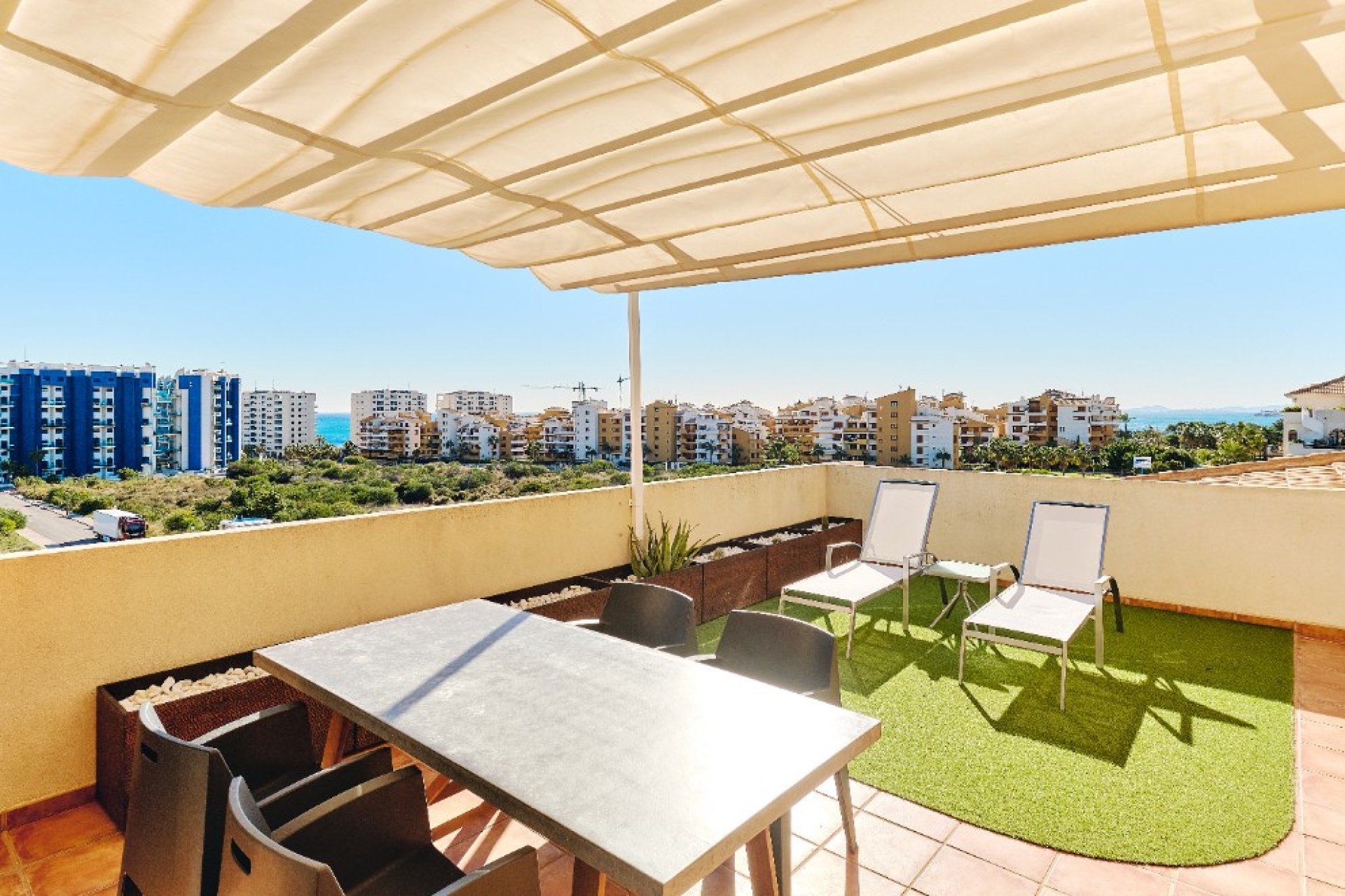  - Apartamento - Punta Prima - La Entrada