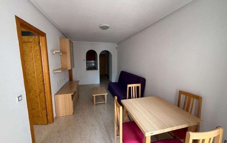 Apartamento - Reventa - Torrevieja - Estacion de autobuses