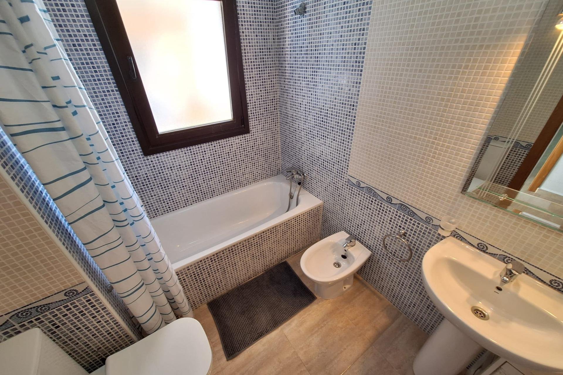  - Apartamento - Torrevieja - Playa de los locos