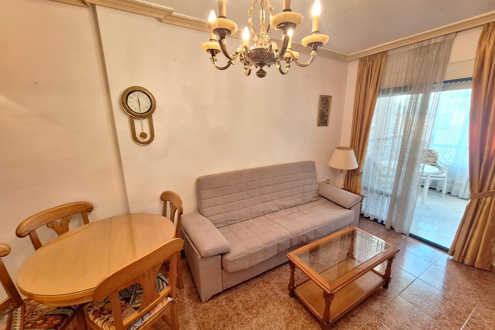  - Apartamento - Torrevieja - Playa de los locos