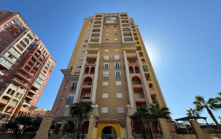 Apartment - Resale - Torrevieja - Aldea del mar
