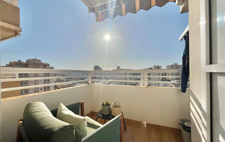 Apartment - Resale - Torrevieja - Calas blanca