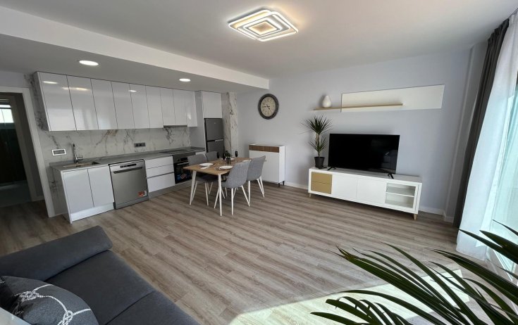 Apartment - Resale - Torrevieja - Calas blanca