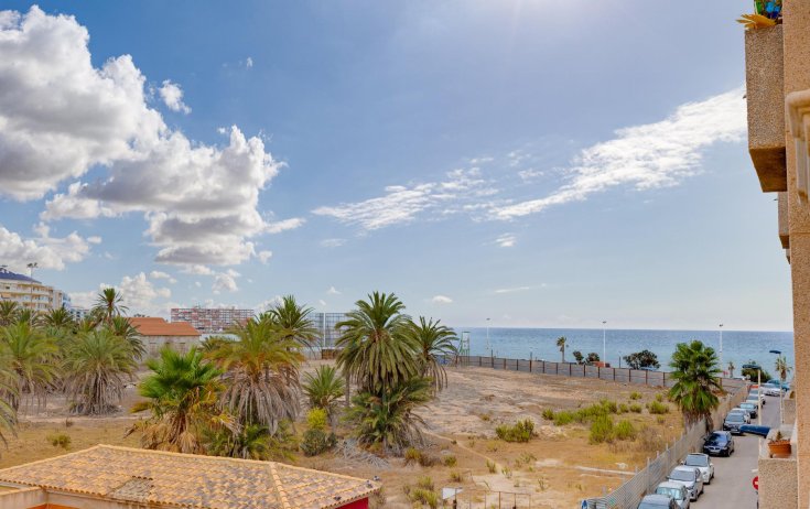 Apartment - Resale - Torrevieja - Playa de Los Locos-Curva del Palangre