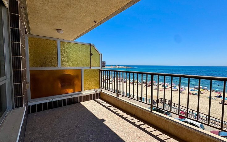 Apartment - Resale - Torrevieja - Playa de los locos