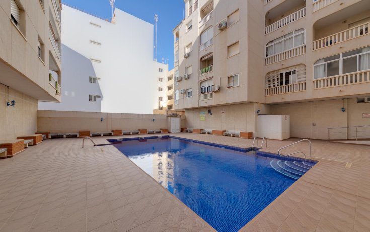 Apartment - Resale - Torrevieja - Playa de los Naufragos