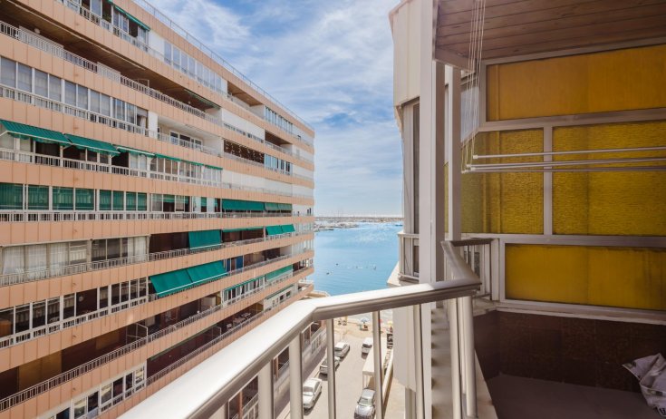 Apartment - Resale - Torrevieja - Playa del Acequión