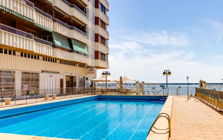 Apartment - Resale - Torrevieja - Playa del Acequión