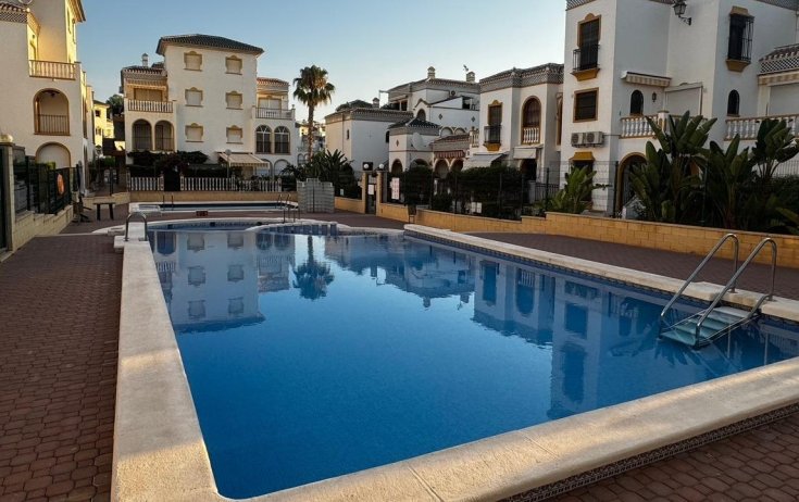 Apartment - Resale - Torrevieja - Torre la mata
