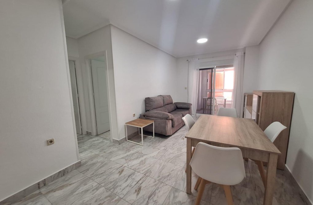  - Apartment - Torrevieja - Centro