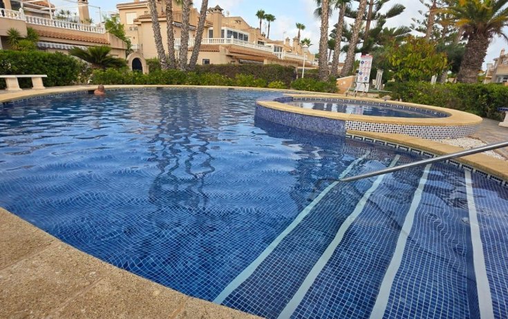 Бунгало - Вторичное жилье - Orihuela Costa - Lomas de Cabo Roig-Los Dolses