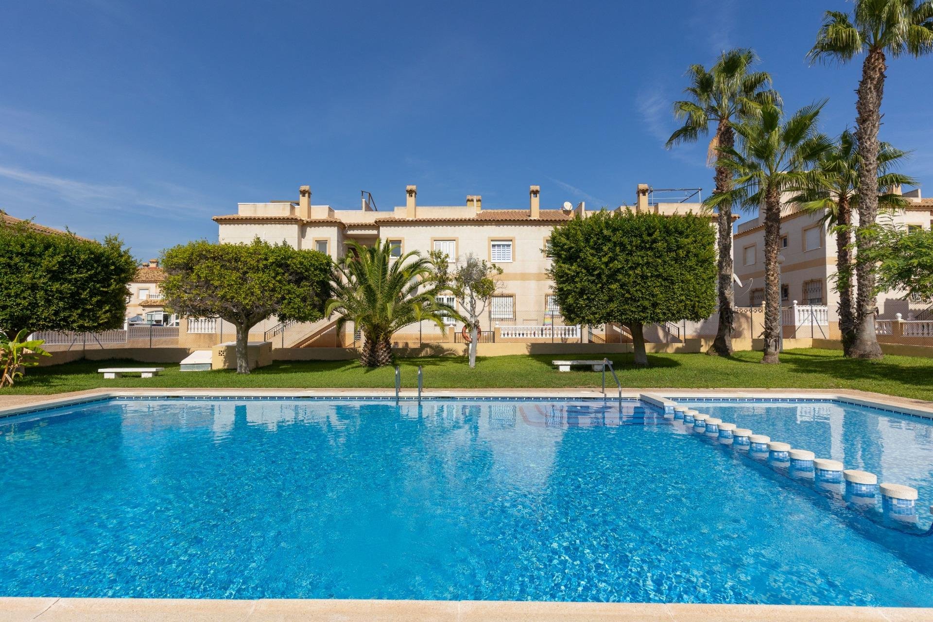  - Bungalow - Torrevieja - Zona los Frutales