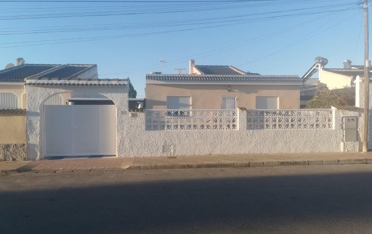 Casa o chalet independiente - Reventa - Torrevieja - Avenida Abanto