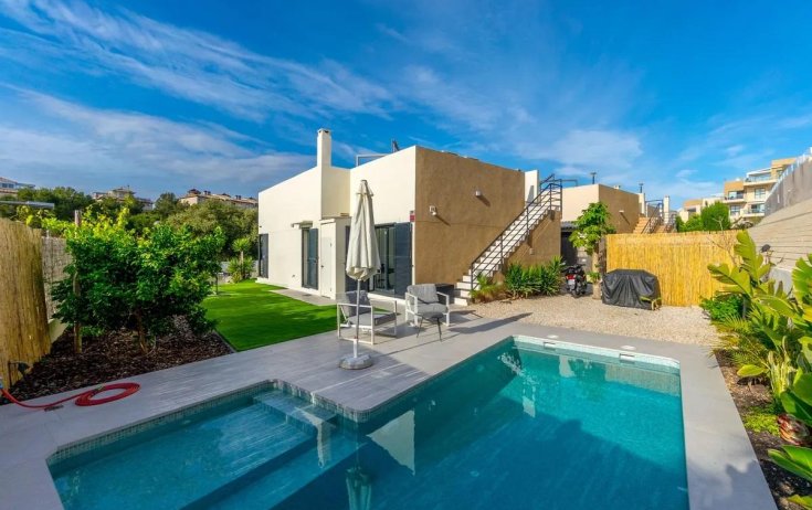Chalet - Resale - Orihuela Costa - La Zenia