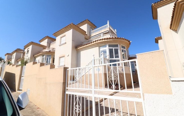 Chalet - Resale - Orihuela Costa - Villamartin