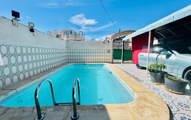 Chalet - Resale - Torrevieja - torreta III