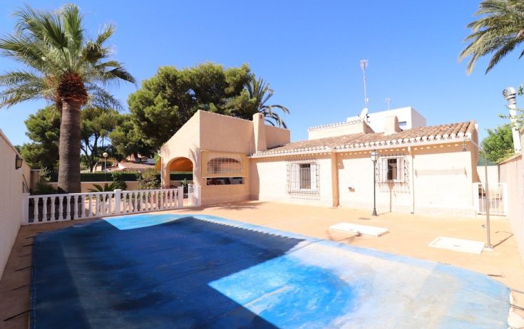 Chalet - Reventa - Orihuela Costa - Punta Prima