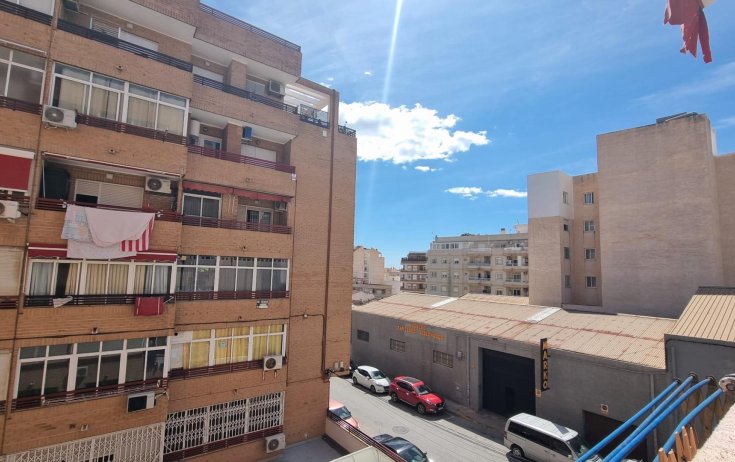 Estudio - Reventa - Torrevieja - Playa de los locos