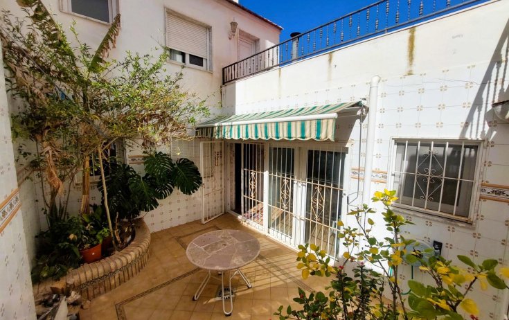 house - Resale - Torrevieja - Centro