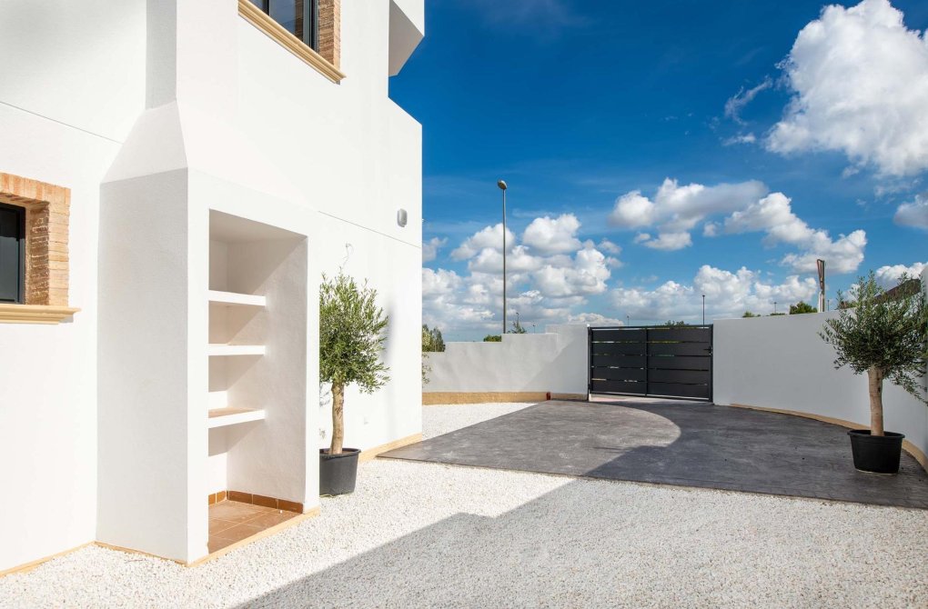 New build - Town house - Cox - San Fernando