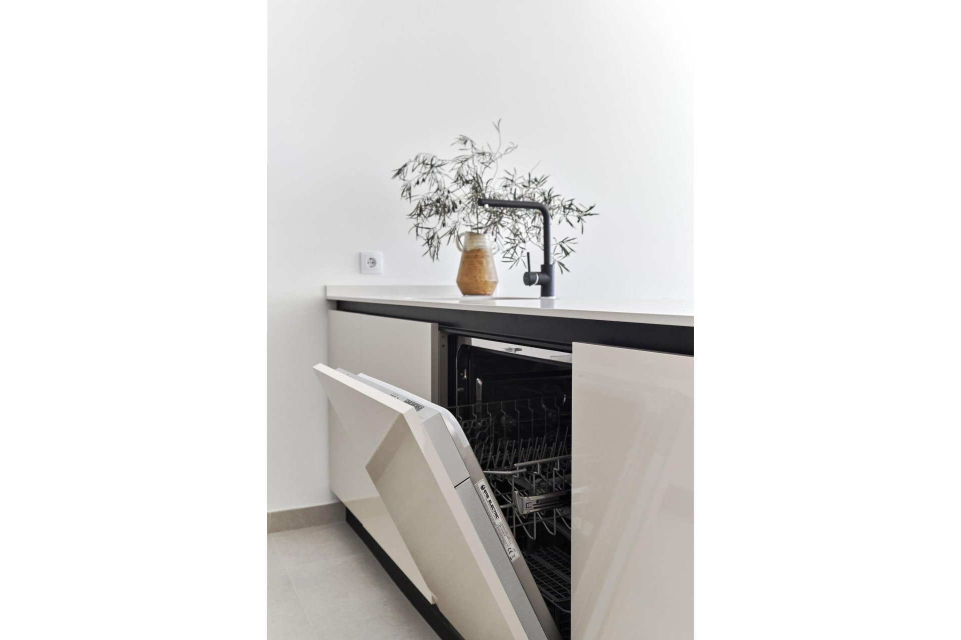 Новостройка - Бунгало - Torrevieja - Villa Amalia