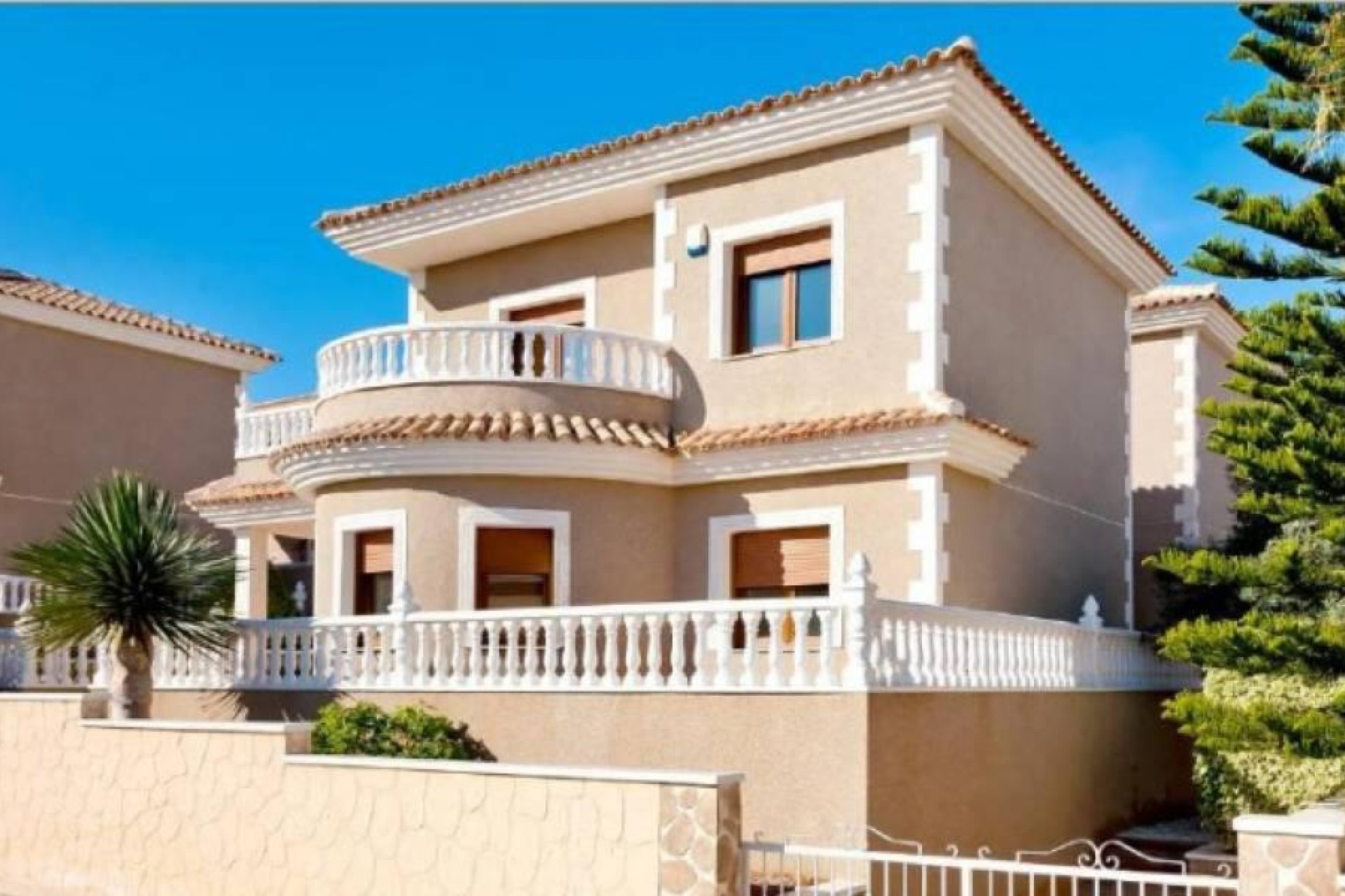 Новостройка - Villa - Torrevieja - Los altos