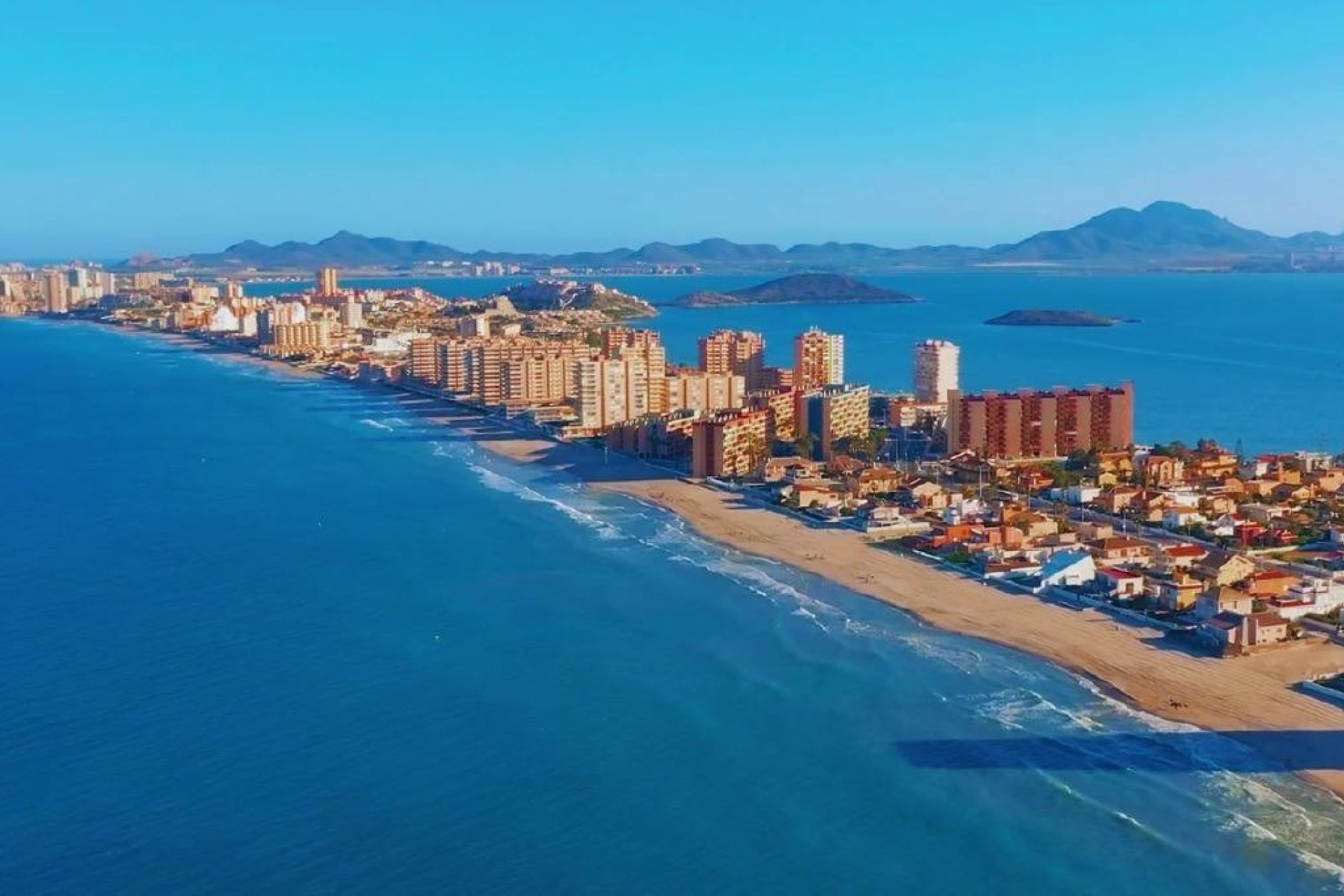 Obra nueva - Adosado - La Manga del Mar Menor - LA MANGA