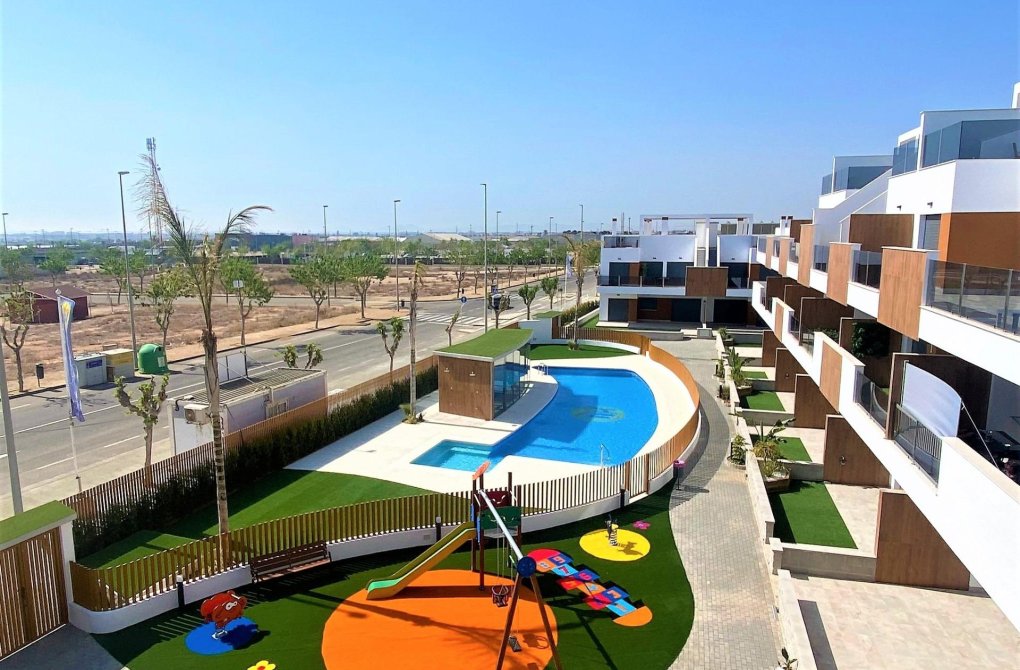 Obra nueva - Bungalow - Pilar de la Horadada - Polideportivo