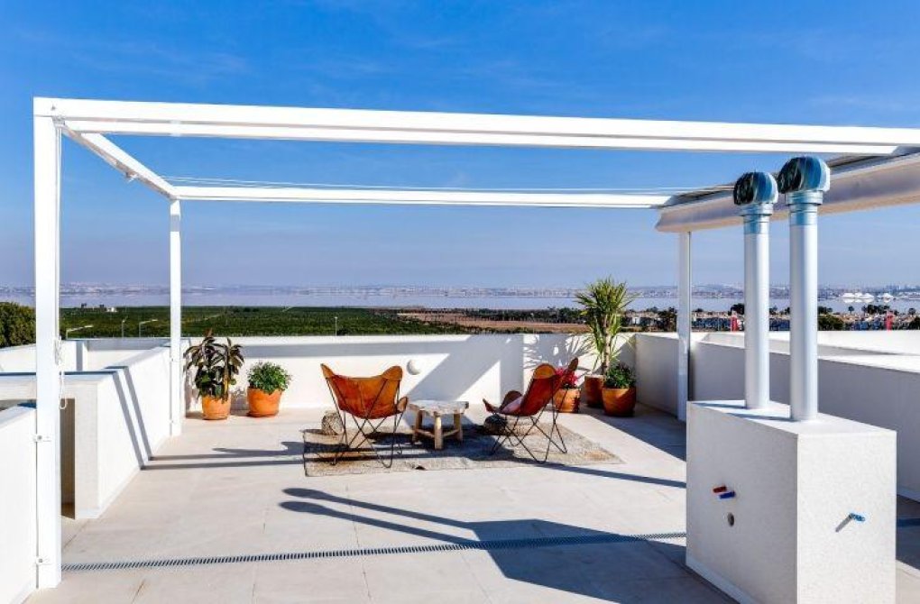 Obra nueva - Bungalow - Torrevieja - Los balcones