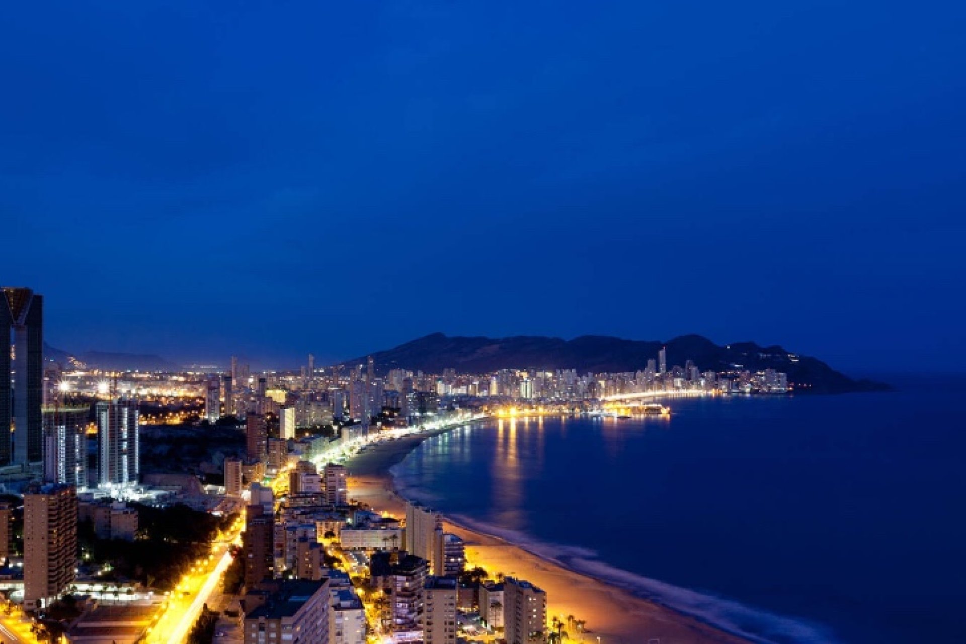 Obra nueva - Chalet - Benidorm - Alicante