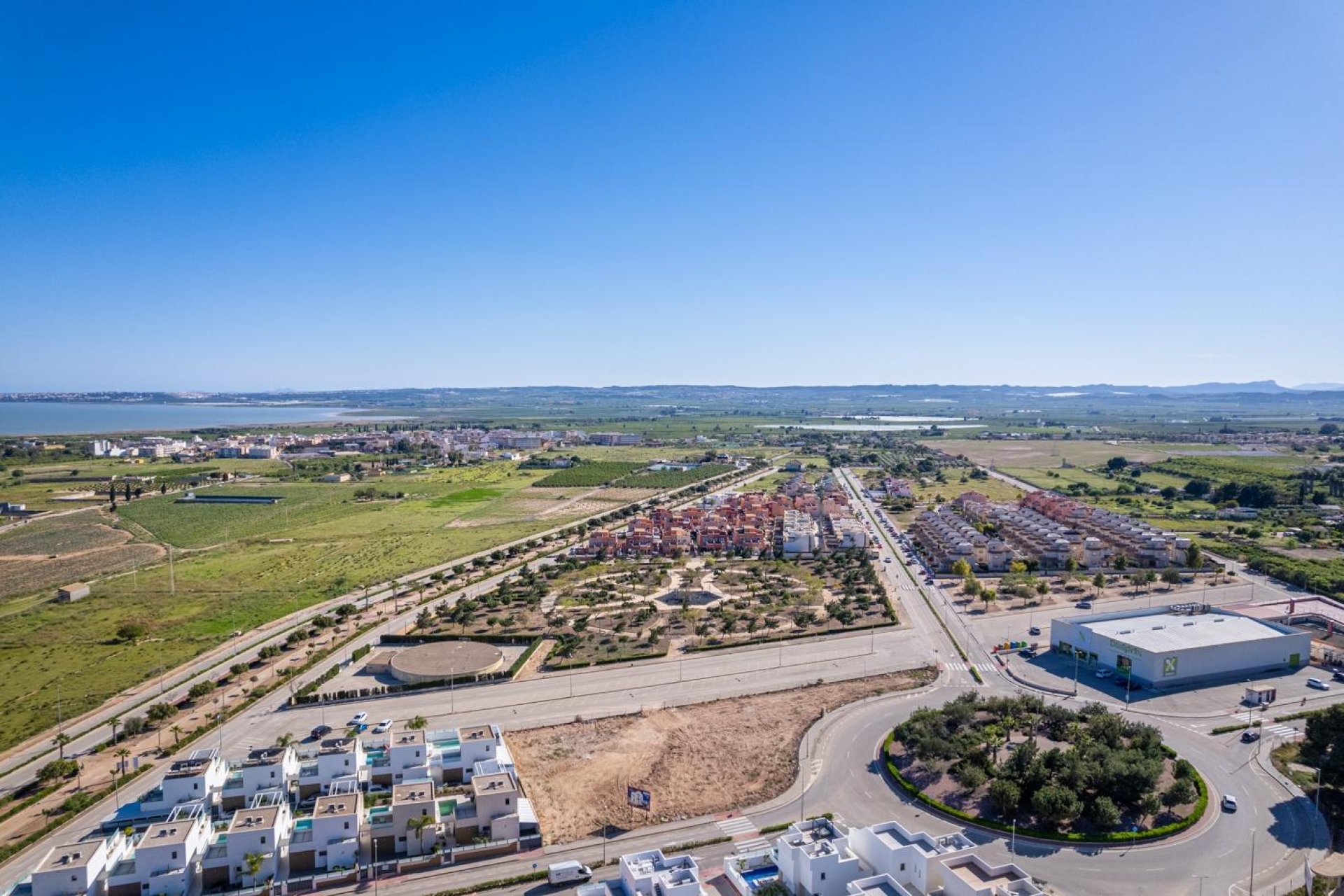 Obra nueva - Chalet - Los Montesinos - La herrada