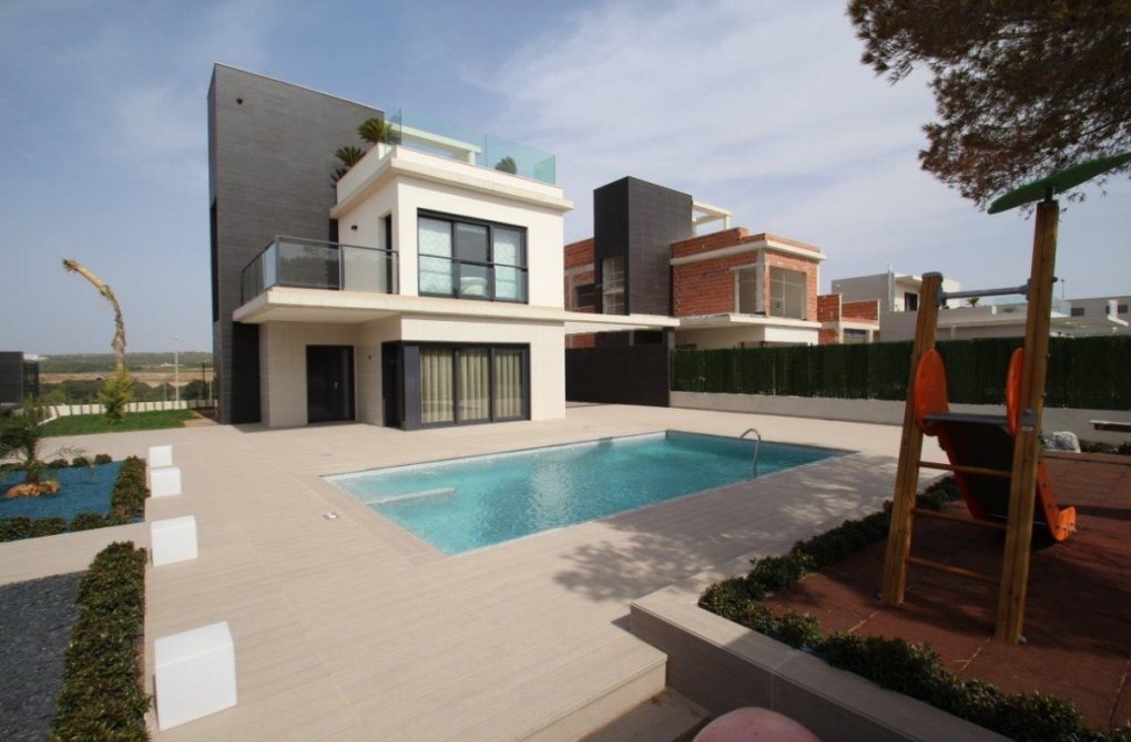 Obra nueva - Chalet - Orihuela Costa - Campoamor