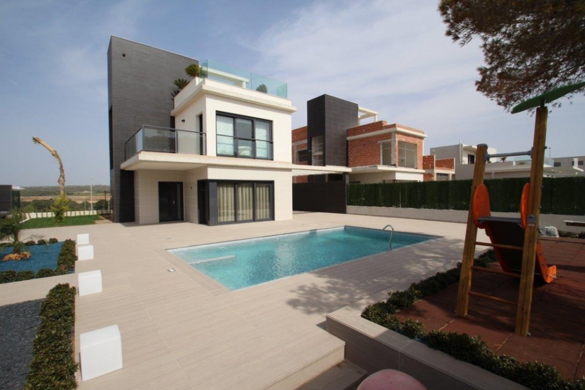 Obra nueva - Chalet - Orihuela Costa - Campoamor