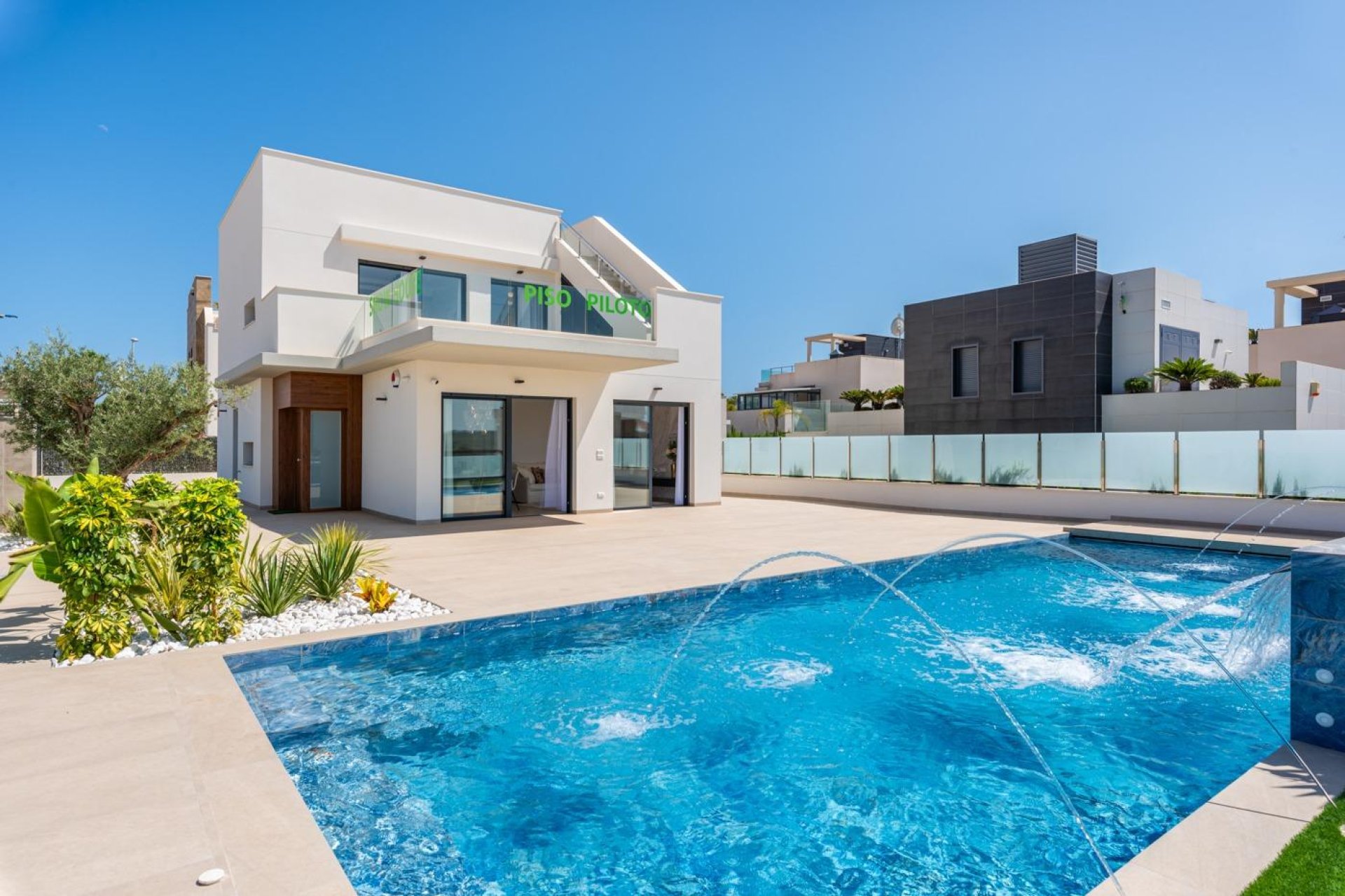 Obra nueva - Chalet - Orihuela Costa - Campoamor