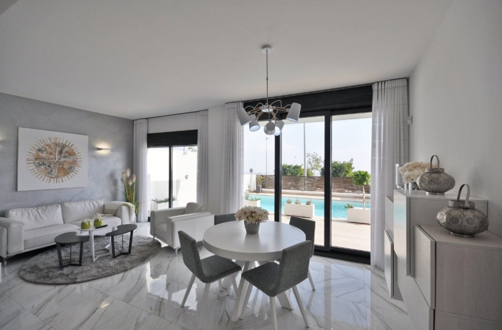 Obra nueva - Chalet - San Miguel de Salinas