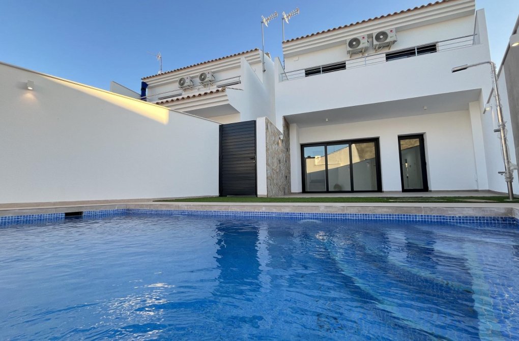 Obra nueva - Chalet - San Pedro del Pinatar - Lo pagan