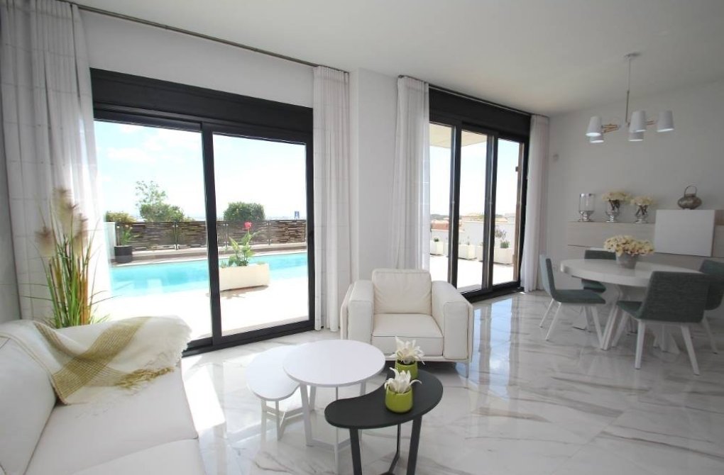 Obra nueva - Villa - Orihuela Costa - Campoamor