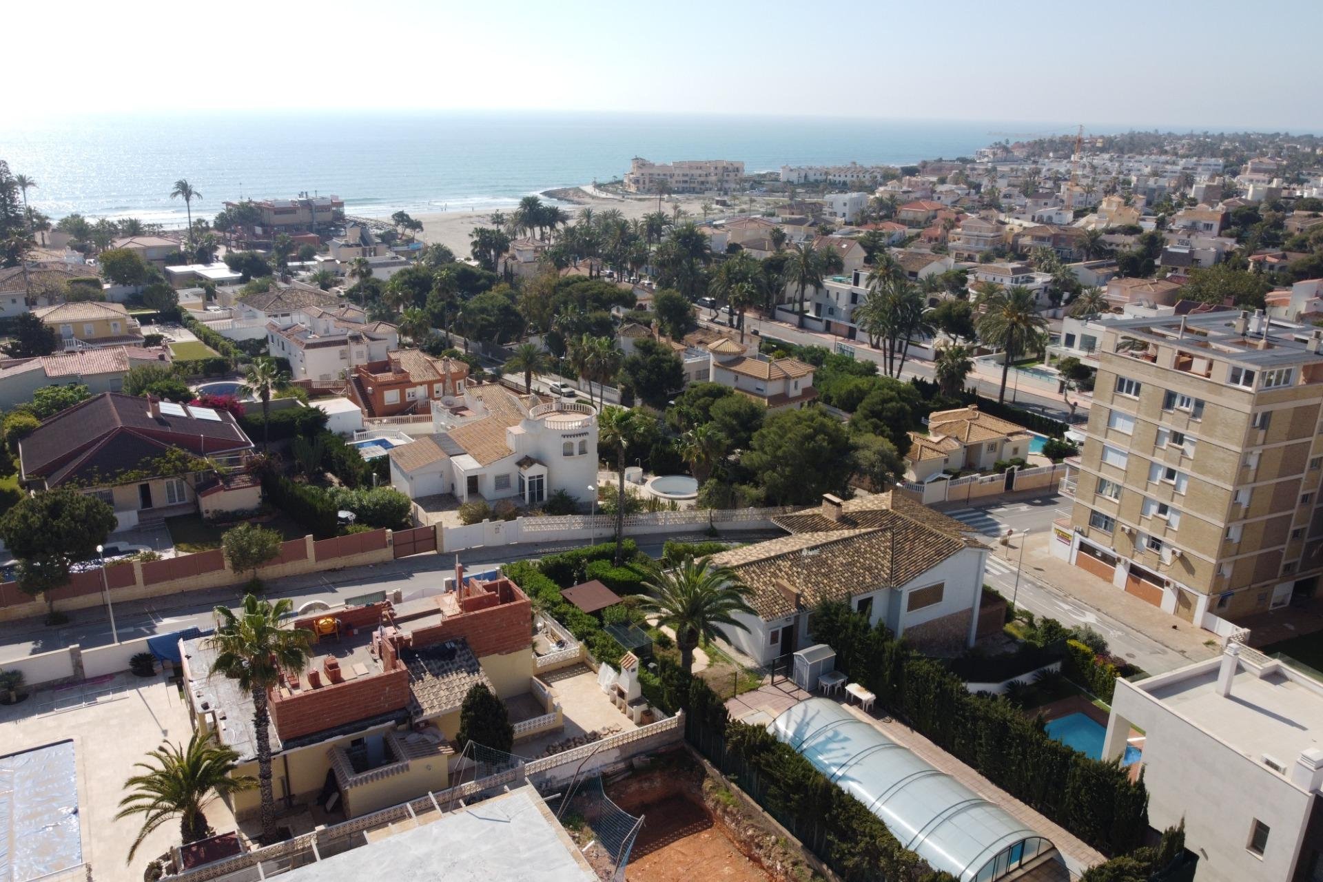 Obra nueva - Villa - Orihuela Costa - La Zenia