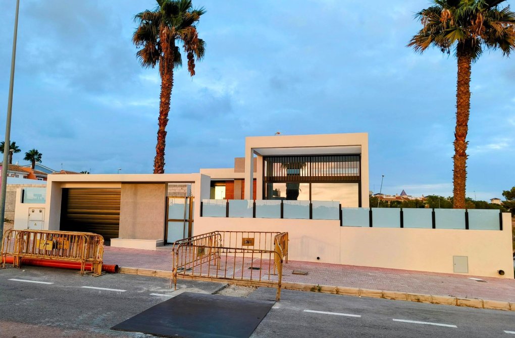 Obra nueva - Villa - Rojales - Doña Pepa