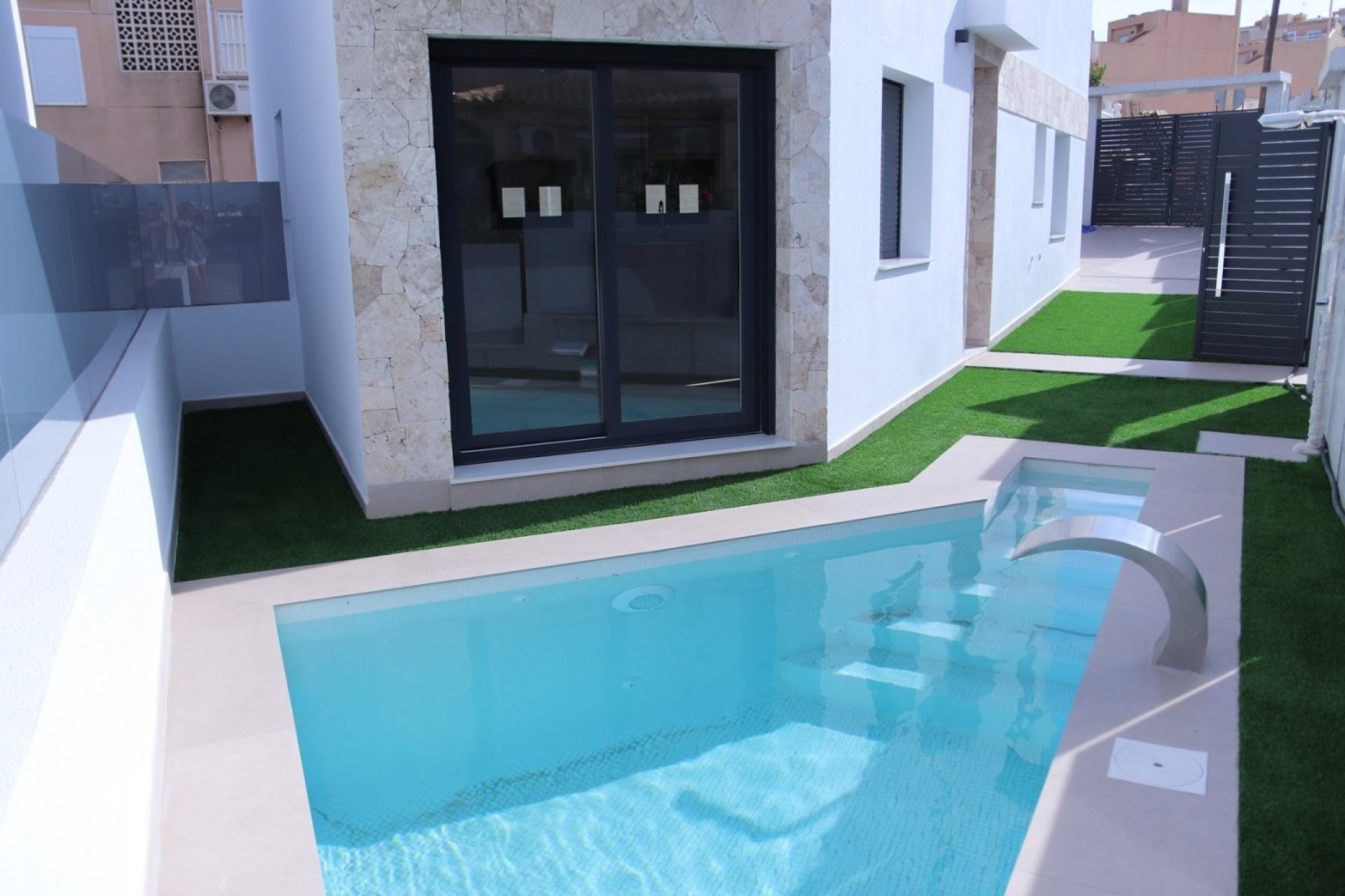 Obra nueva - Villa - Torrevieja - Torrejón