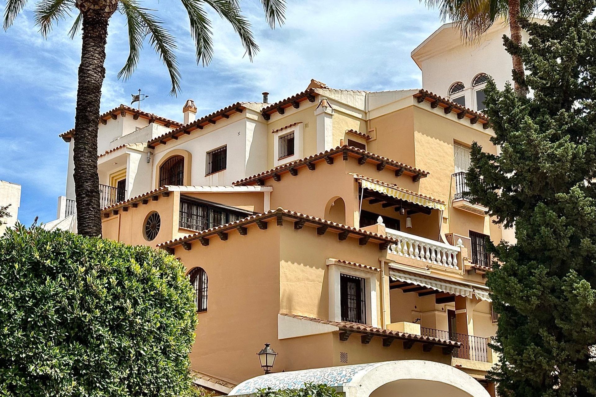 Odsprzedaż - Apartament - Torrevieja - Aldea del mar