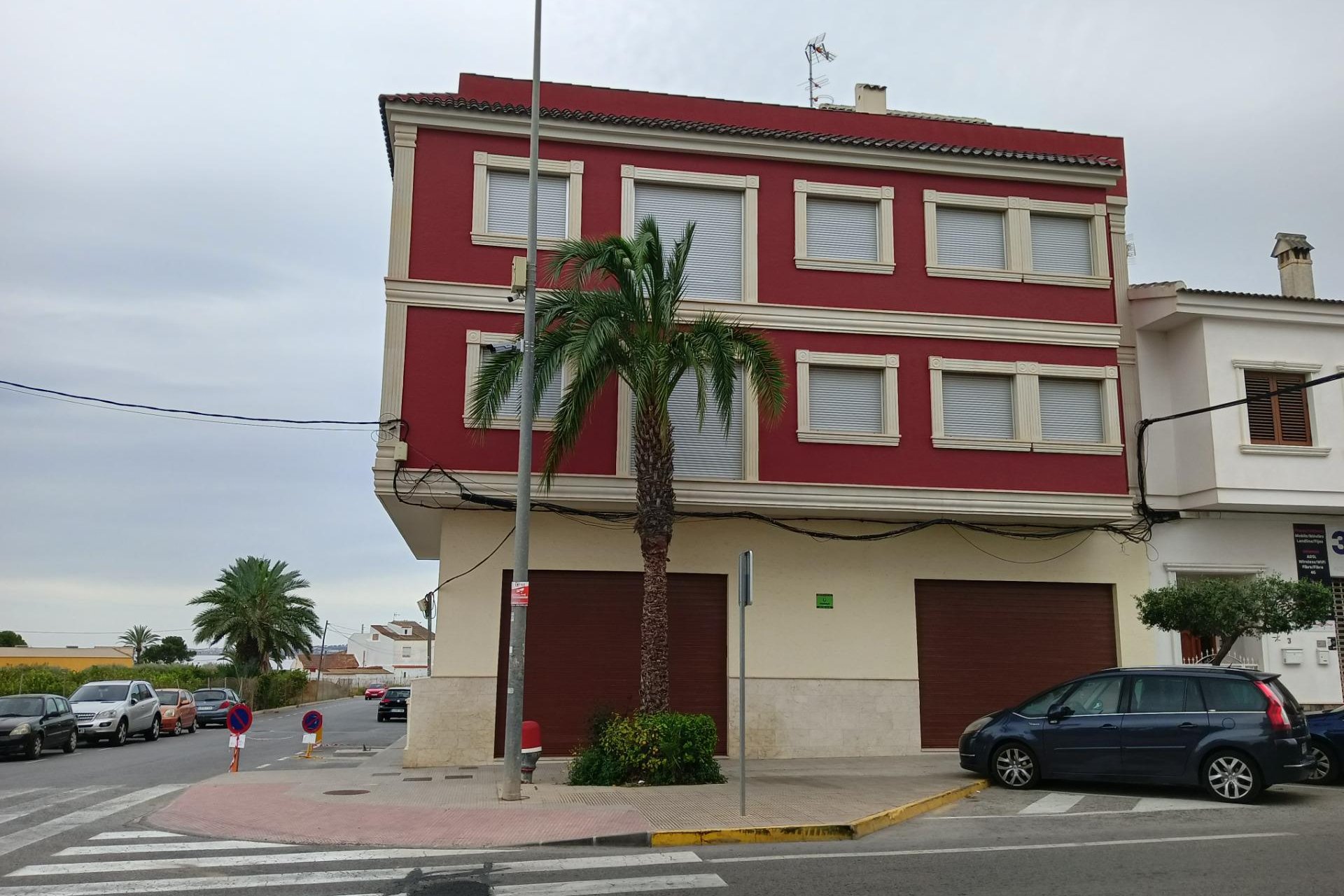 Odsprzedaż - Budynek - Los Montesinos