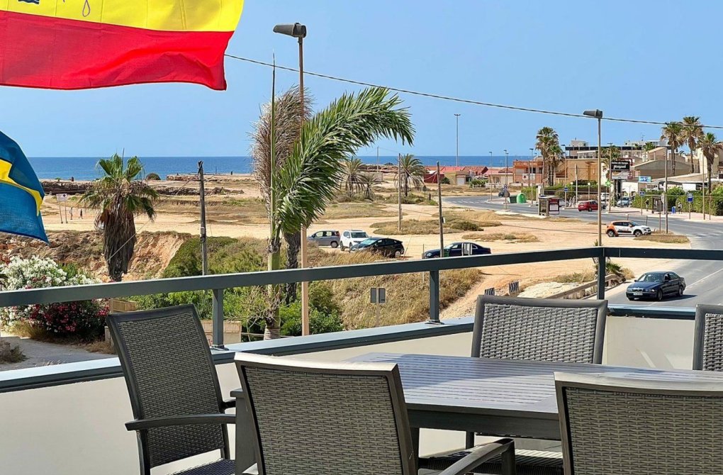Odsprzedaż - Villa - Torrevieja - Playa de los Locos