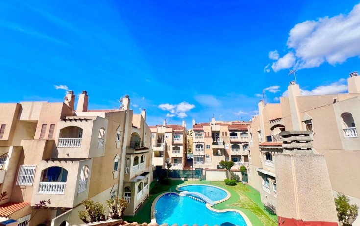 Pół - Rynek wtórny - Torrevieja - Playa del cura