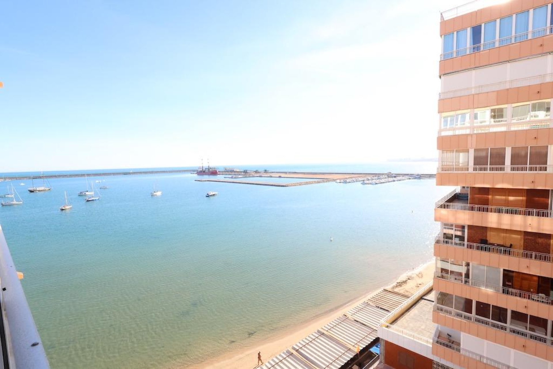 Resale - Apartamento - Torrevieja - Acequion