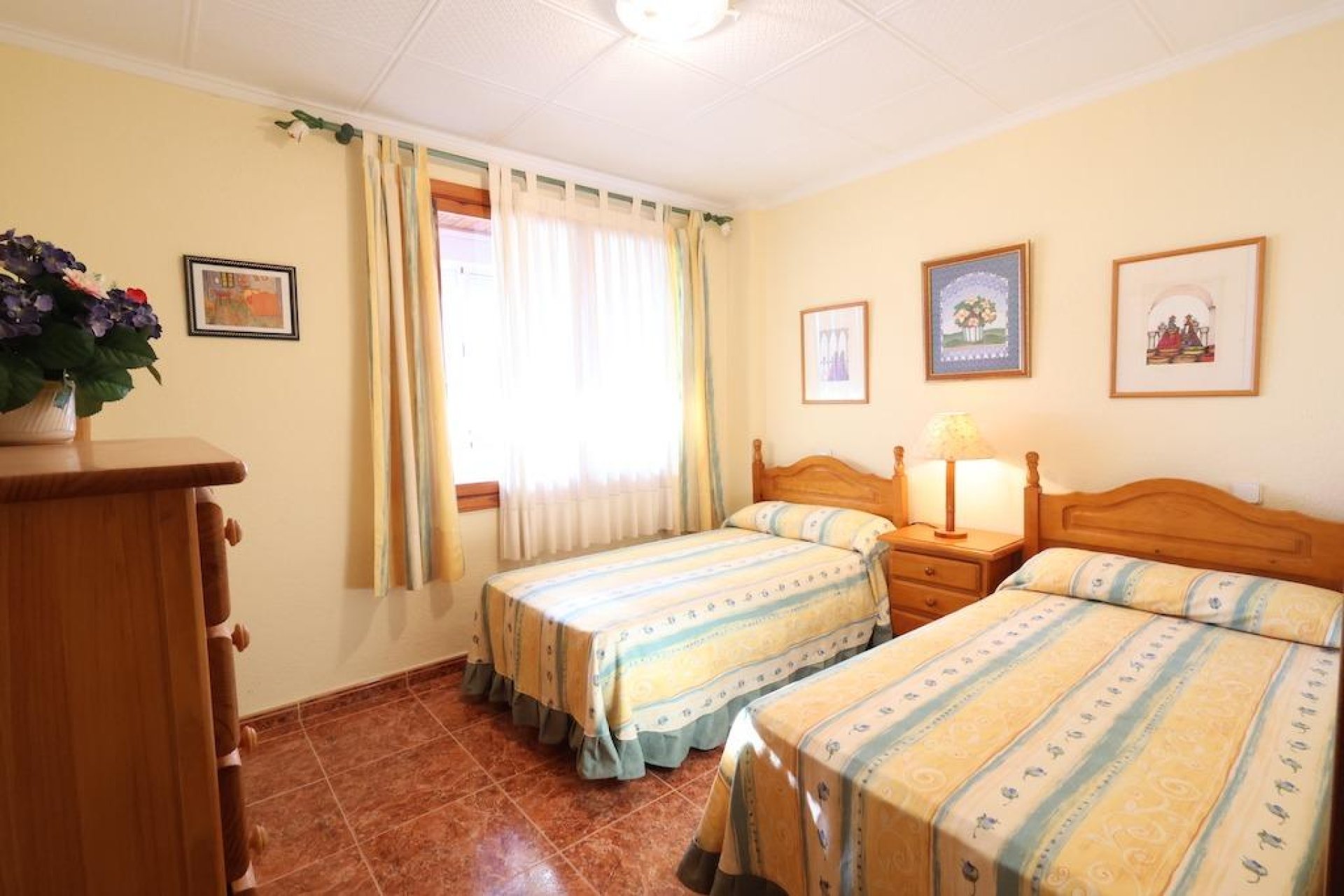 Resale - Apartamento - Torrevieja - Acequion