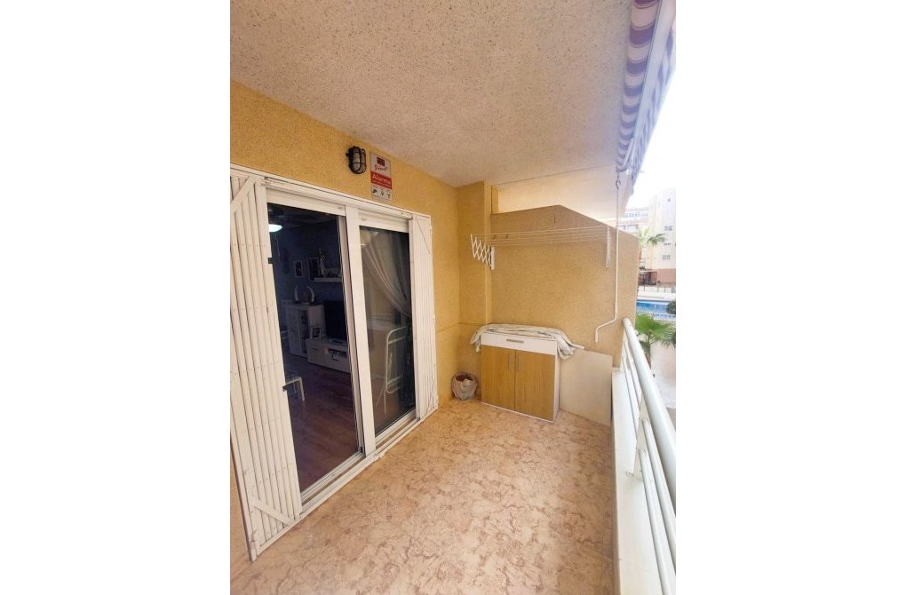 Resale - Apartamento - Torrevieja - Centro